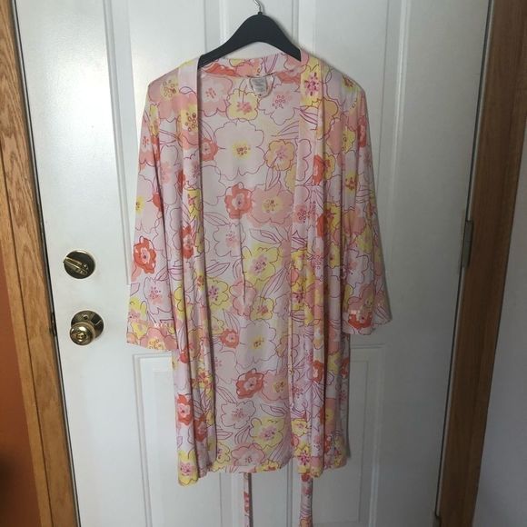 Linea Donatella Robe - Picture 2 of 5